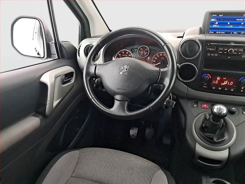 Peugeot Partner (2011) 1.6 HDi, 5Míst, 1Maj - fotka 7 z 18