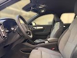 Volvo XC40 (2025) 2,0 B3 FWD Plus Dark 7405 - náhled 7