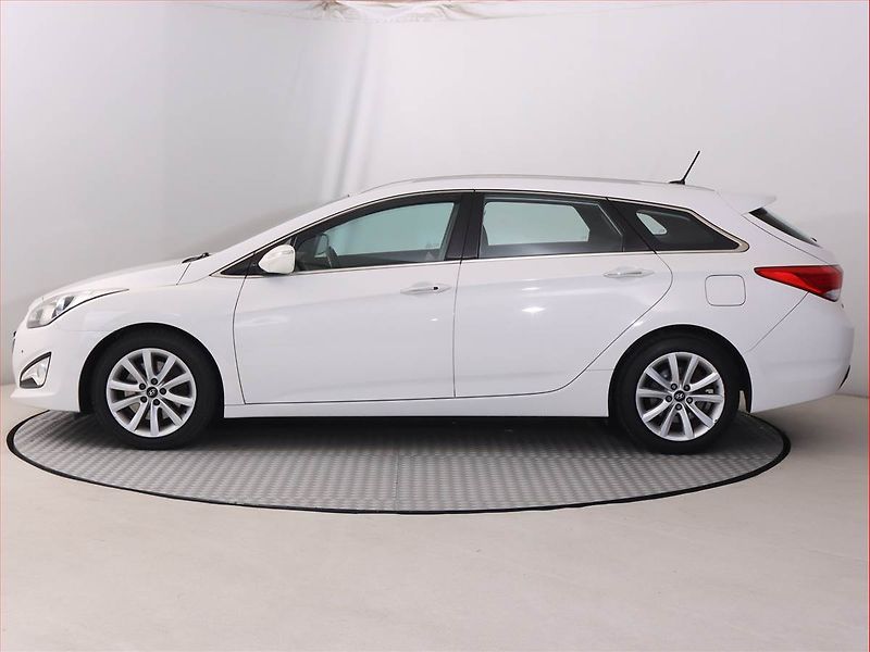 Hyundai i40 (2013) 1.7 CRDi, Automat, Navi - fotka 3 z 20