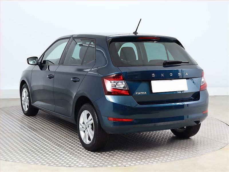 Škoda Fabia (2020) Style 1.0 TSI, Tempomat - fotka 4 z 15