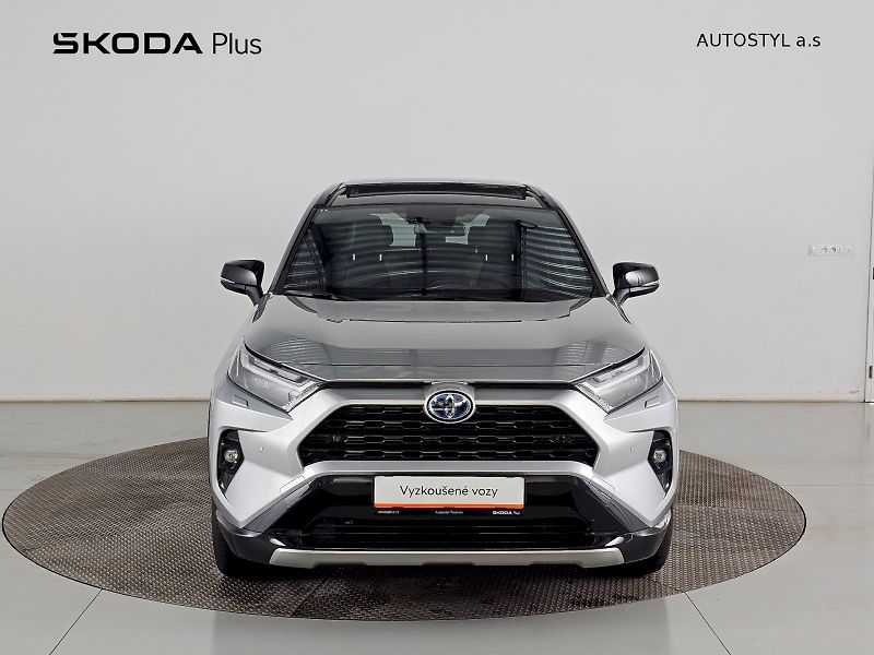 Toyota RAV4 (2025) 2.5HEV 222k 4x4  SELECTION SKY - fotka 4 z 24