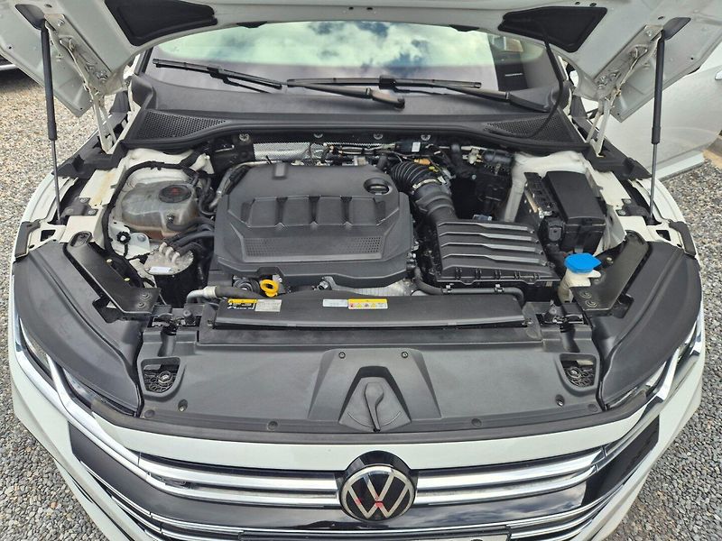 Volkswagen Arteon 2.0 TDI DSG 4x4  DPH ROZVODY - fotka 32 z 32