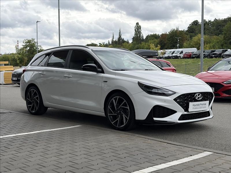 Hyundai i30 1,5 T-GDI DCT  WG N Line Navi - fotka 4 z 26