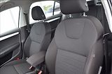Škoda Octavia 1,6 TDI 81KW PO ROZVODECH - náhled 13