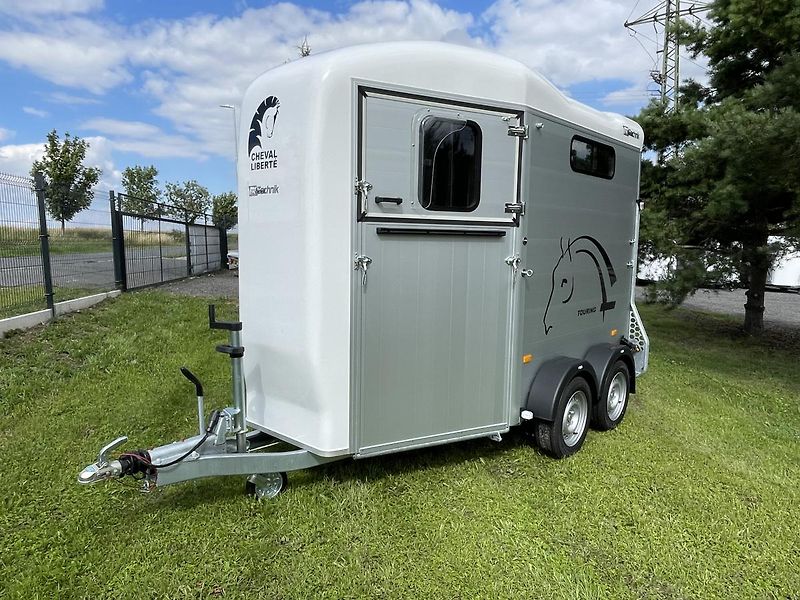 Cheval Liberté (2026) Touring Country, BÍLÝ - fotka 10 z 33