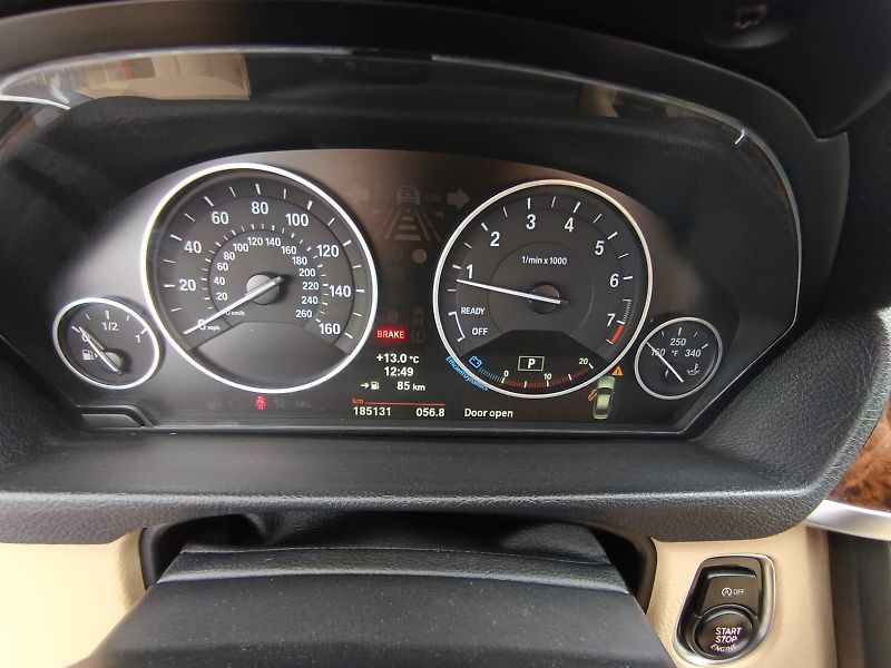 BMW Řada 3 (2013) - fotka 18 z 41