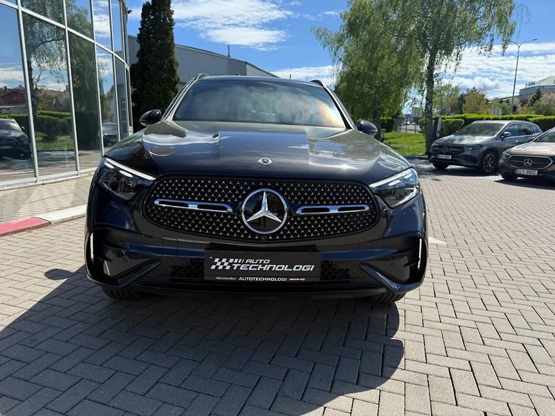 Mercedes-Benz GLC (2024) 300 de 4MATIC - fotka 3 z 27