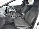Hyundai i30 (2018) 1.4T-GDi, 2.maj,ČR, AC, park - náhled 9