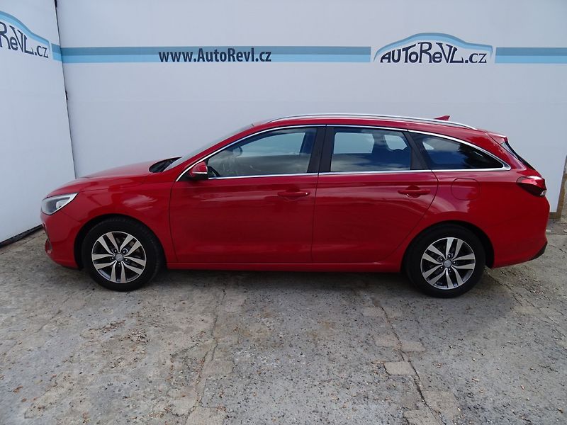 Hyundai i30 (2018) 1.4T-GDi,103kW,1majČR,S.k,DPH! - fotka 6 z 25