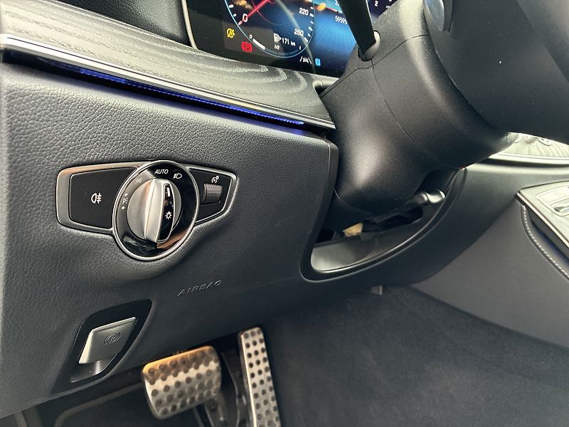 Mercedes-Benz Třídy E E-Třída 400 d 4MATIC All-Terra - fotka 12 z 18