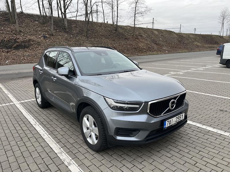 Volvo XC40 D3 Automat ČR 1.majitel - fotka 24 z 45