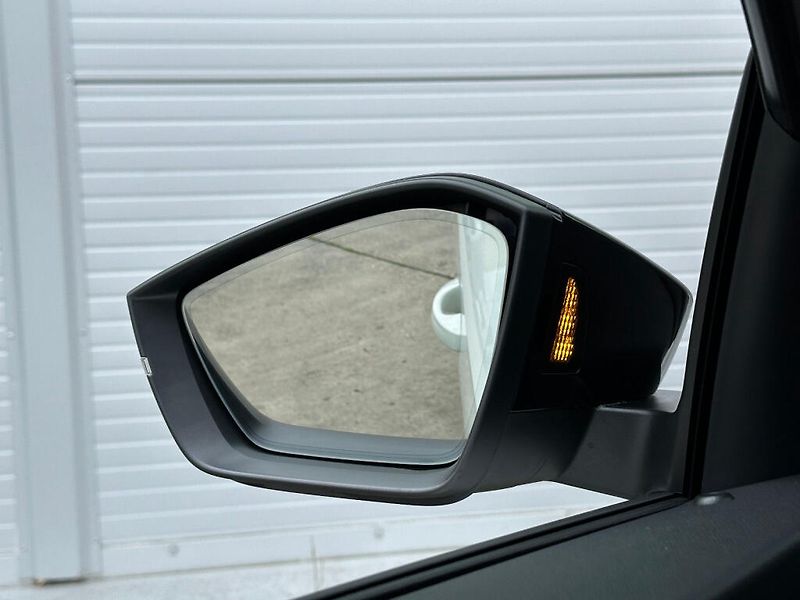 Škoda Kamiq 1.0TSi DSG Monte Carlo 116PS M - fotka 10 z 42
