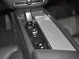 Volvo XC60 2,0 B4 AWD PLUS tažné,Bezklíč - náhled 16