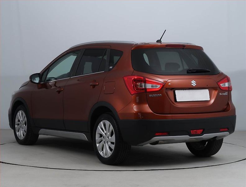 Suzuki SX4 S-Cross (2019) Premium 1.4 BoosterJet - fotka 4 z 18