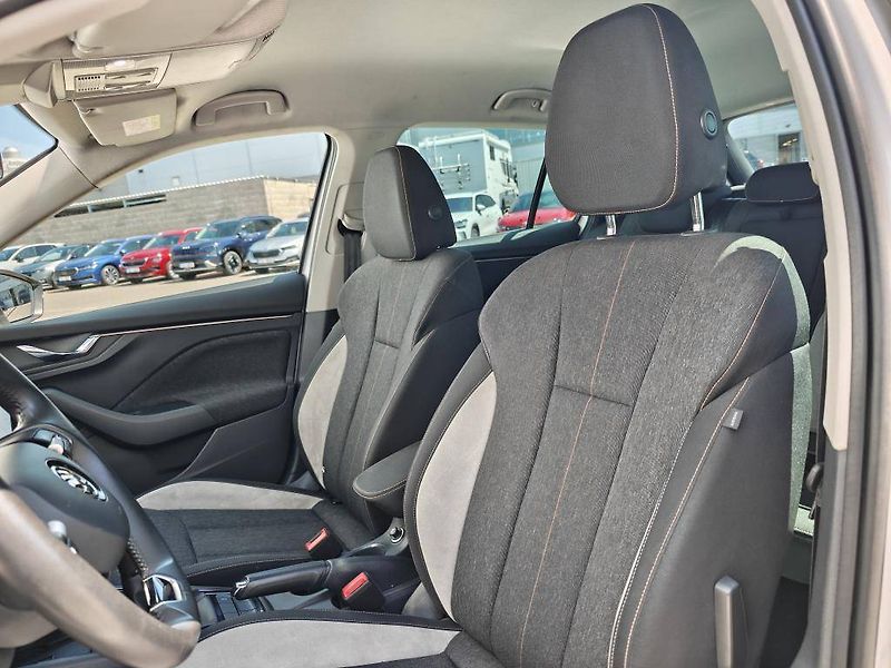 Škoda Kamiq Top Selection 6MP 1,0TSI - fotka 6 z 22