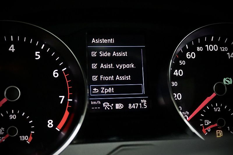 Volkswagen Passat B8 FL Var. 2.0 TSI 140 kW DSG - fotka 35 z 46