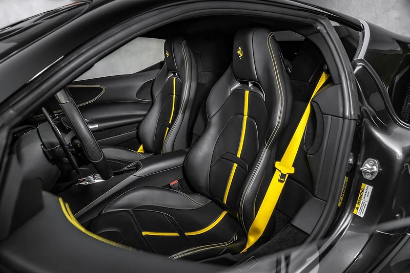 Ferrari SF90 - fotka 17 z 32