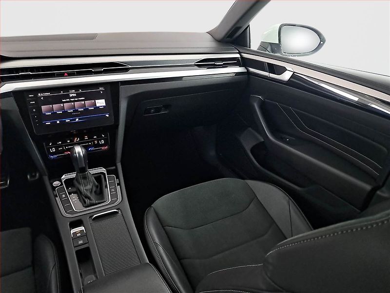 Volkswagen Arteon (2021) R-line 2.0 TDI - fotka 8 z 23
