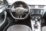 Škoda Octavia 1.6 TDI AUT. KLIMA NAVI TAŽNÉ - náhled 11