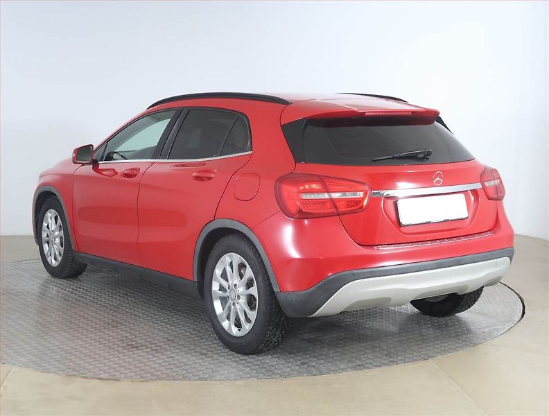 Mercedes-Benz GLA (2015) Progressive 180 CDI - fotka 4 z 18