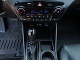 Hyundai Tucson (2017) 2.0 CRDi, 4X4, Automat - náhled 16