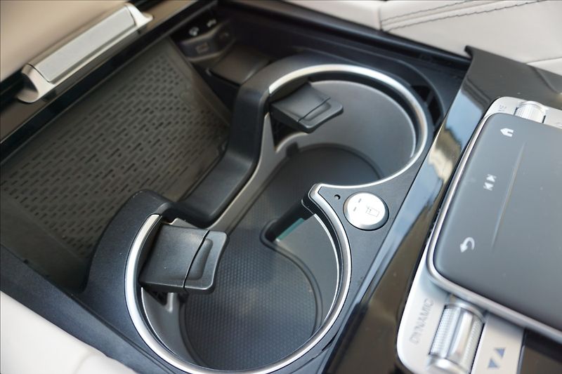 Mercedes-Benz GLE 3,0 AMG 53 4M 1.maj ČR - fotka 16 z 21