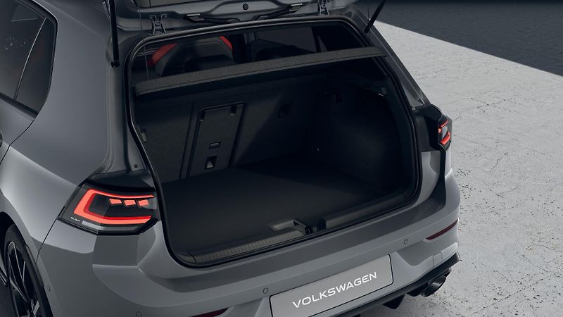Volkswagen Golf GTI Clubsport 2,0 TSI 221 kW 7 - fotka 4 z 9