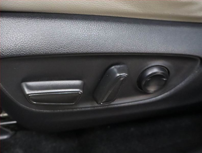 Toyota RAV4 (2023) 2.5 Hybrid - fotka 24 z 25