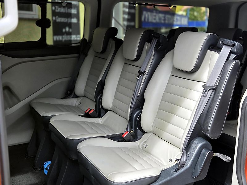 Ford Tourneo Custom TDCi Titanium-X SERV.KNÍŽKA - fotka 21 z 51