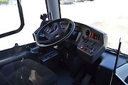 Autobus na vodíkový pohon v Mostě. Prostor pro řidiče.