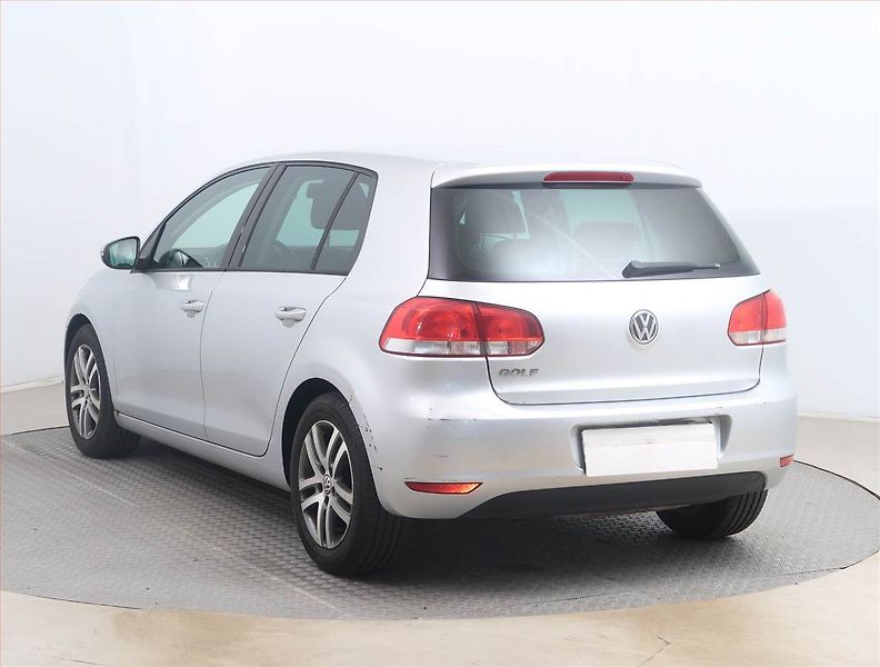 Volkswagen Golf (2012) 1.2 TSI, Tempomat - fotka 4 z 14