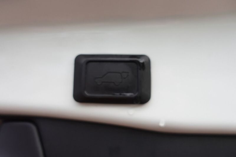 Toyota RAV4 2,5 PHEV Plug-in Selection VIP - fotka 18 z 38