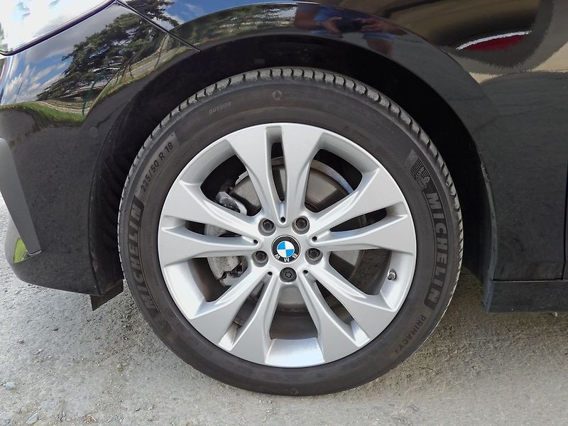BMW Řada 2 2.0d 110kW A/T LED Tažné DPH - fotka 26 z 34