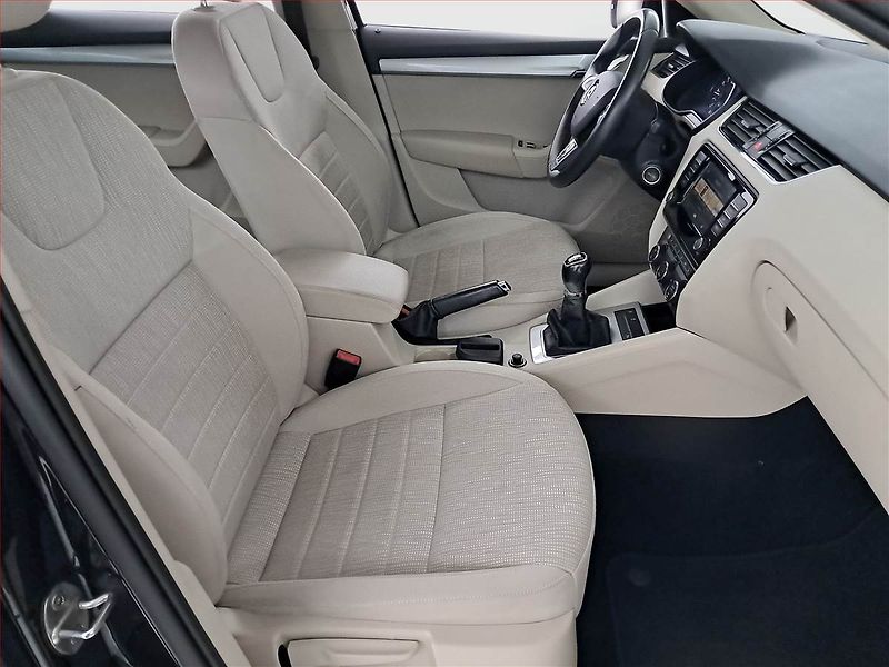 Škoda Octavia (2016) 2.0 TDI, Serv.kniha, Tempomat - fotka 9 z 20