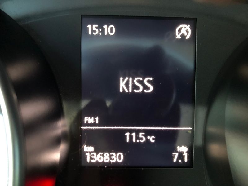 Volkswagen Golf Sportsvan (2014) 2.0 TDI Xenony , Webasto - fotka 18 z 31