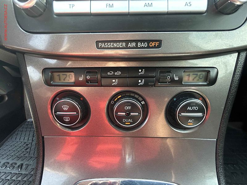 Volkswagen Passat (2008) 2.0TDI, STK6/28 - fotka 14 z 15