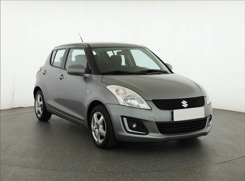 Suzuki Swift (2014) 1.2, Automat, ČR,1.maj - fotka 1 z 13