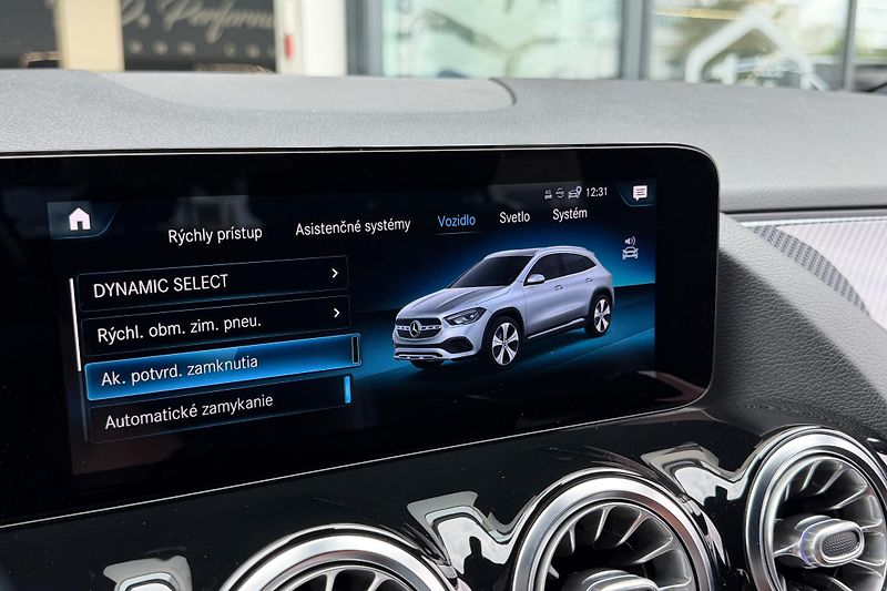 Mercedes-Benz GLA (2021) GLA 220d 4Matic AMG Line - fotka 110 z 121