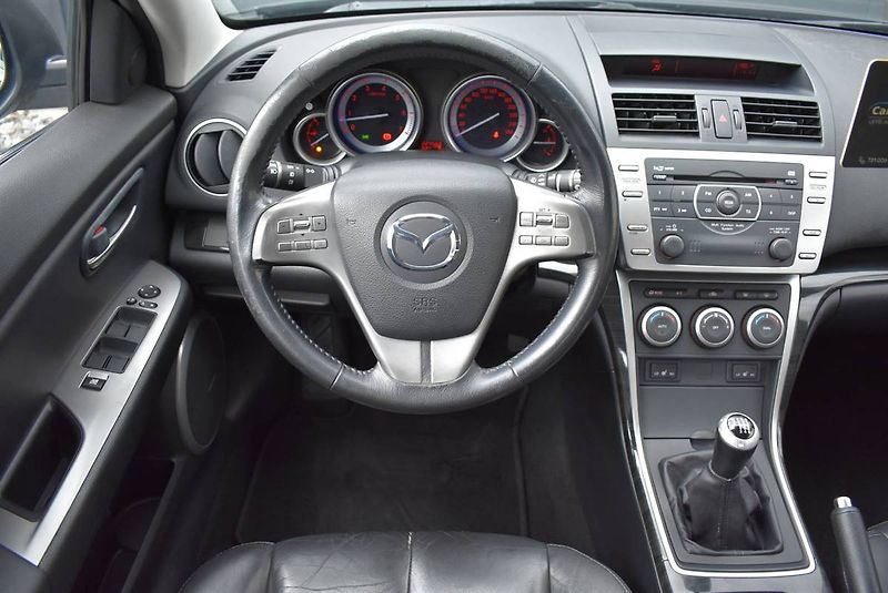 Mazda 6 2,5 16V DYNAMIC SPORT,1.MAJ - fotka 10 z 19