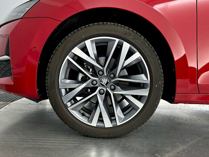 Škoda Octavia (2025) Combi DSG 2.0TDI 110kW Exclusi - fotka 39 z 39