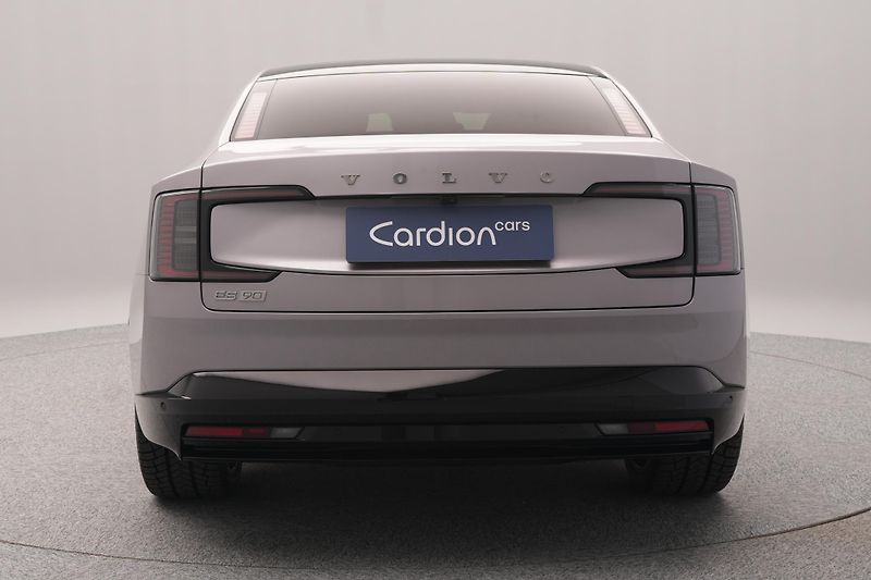 Volvo ES90 (2026) PURE ELECTRIC ULTRA - fotka 10 z 23