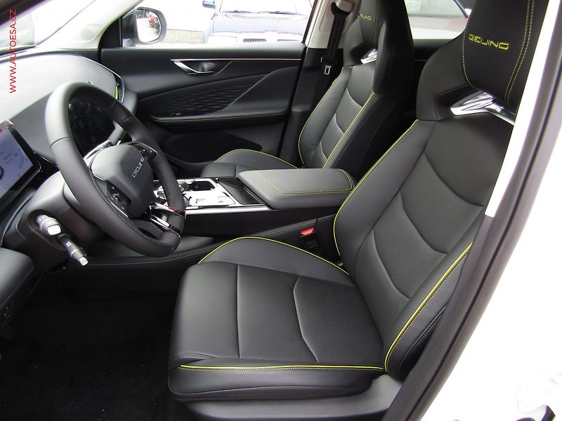 BAIC X55 (2025) 1.5T, ČR, AT, LED, kamera - fotka 9 z 23