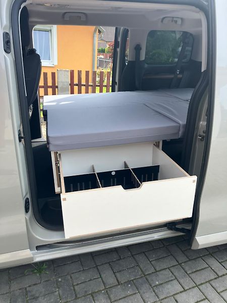 Toyota ProAce Verso (2018) - fotka 24 z 33