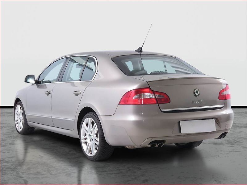 Škoda Superb (2009) 3.6 FSI V6, 4X4, Automat - fotka 4 z 16