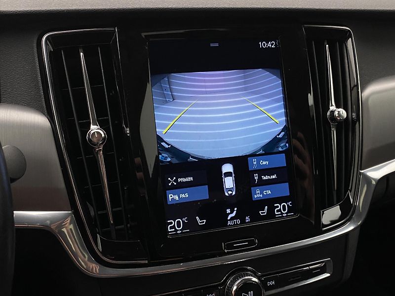 Volvo S90 D4 MOMENTUM AUT - fotka 42 z 43