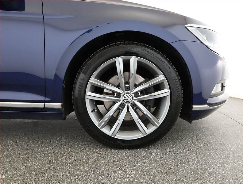 Volkswagen Passat (2017) 2.0 TDI, Automat, Kůže, Navi - fotka 21 z 21