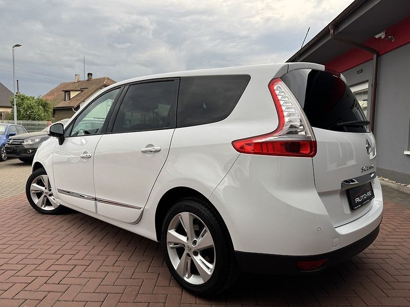 Renault Scénic (2013) 1.5dCi Digi Klima Polokůže - fotka 3 z 48