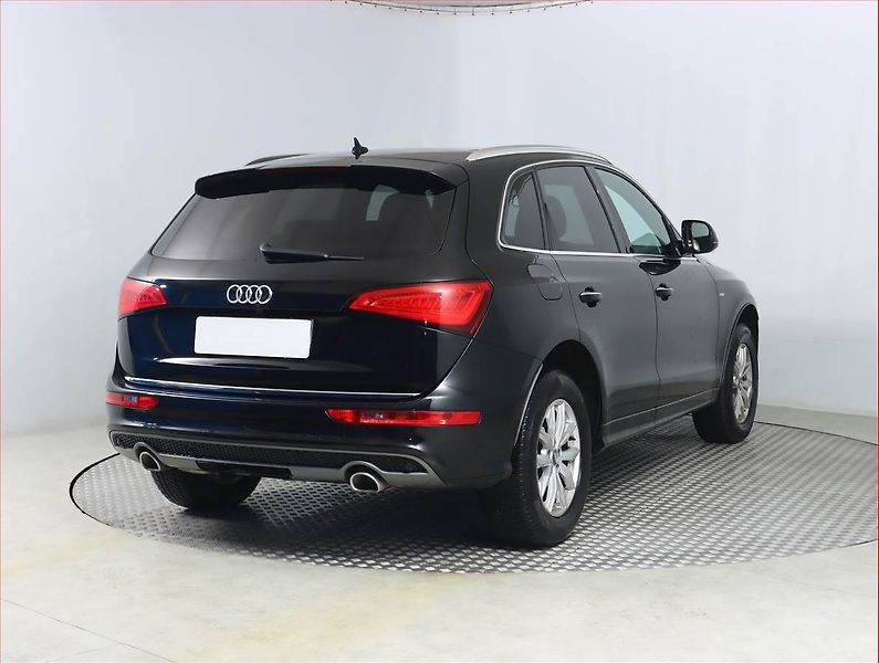 Audi Q5 (2015) S line 3.0 TDI, 4X4, Automat - fotka 5 z 23