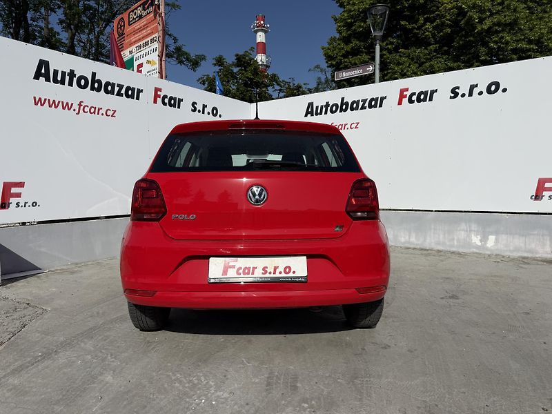 Volkswagen Polo (2016) 1.0 MPI ČR 50551km - fotka 6 z 21