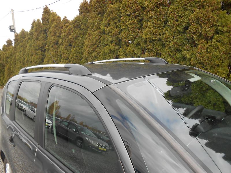 Citroën C3 Picasso 1.6HDi, Tažné,KLIMA!! - fotka 13 z 40